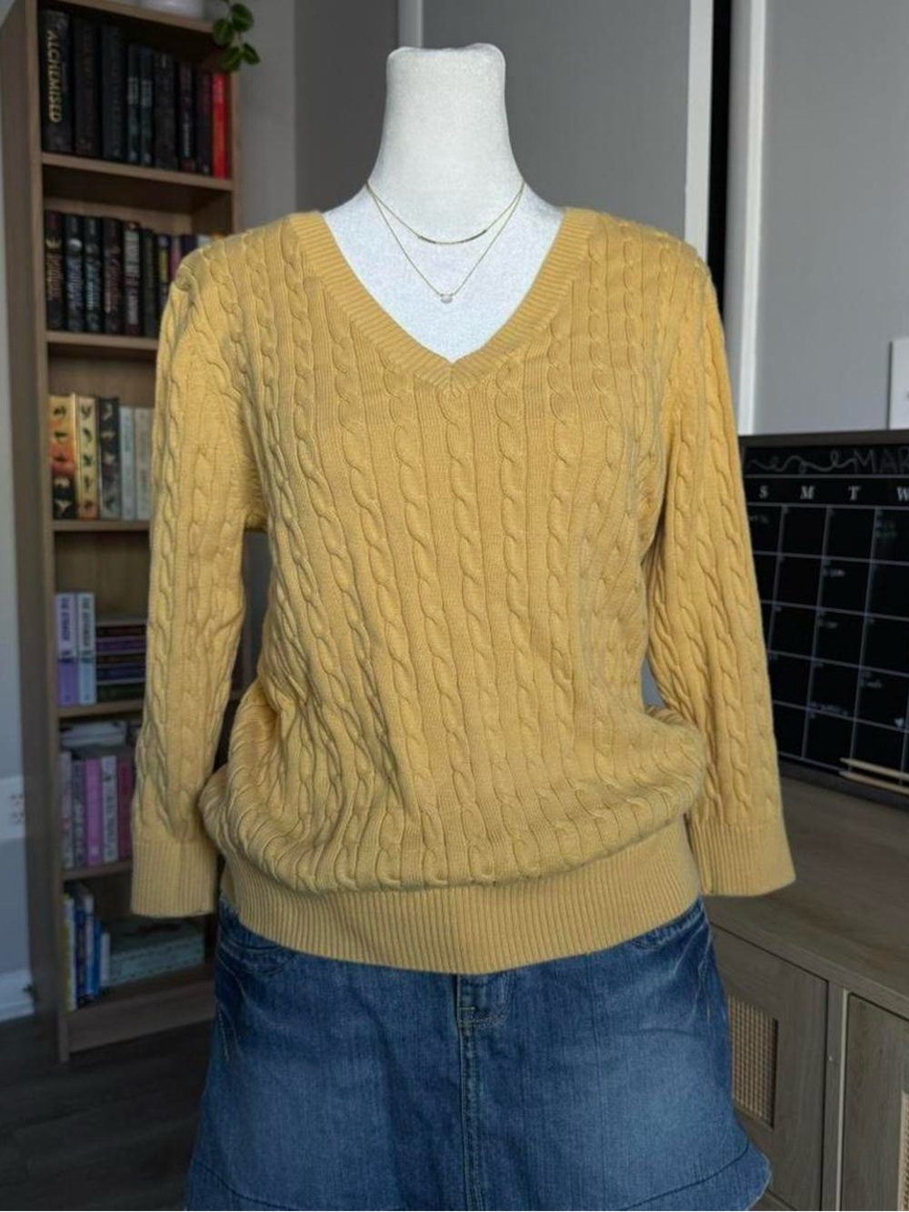 yellow cotton v-neck quarter sleeve sweater
